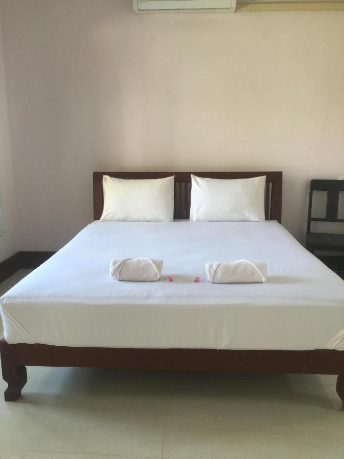 Mama Leurth Sunset Guesthouse Ban Dondét Eksteriør billede