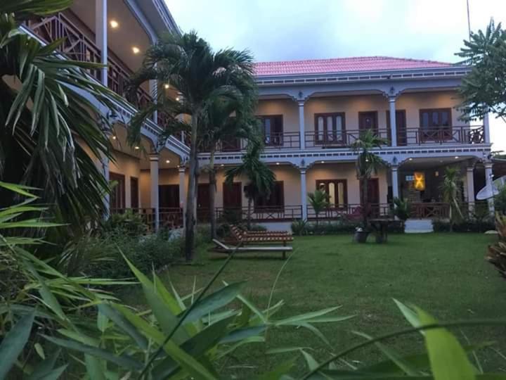 Mama Leurth Sunset Guesthouse Ban Dondét Eksteriør billede